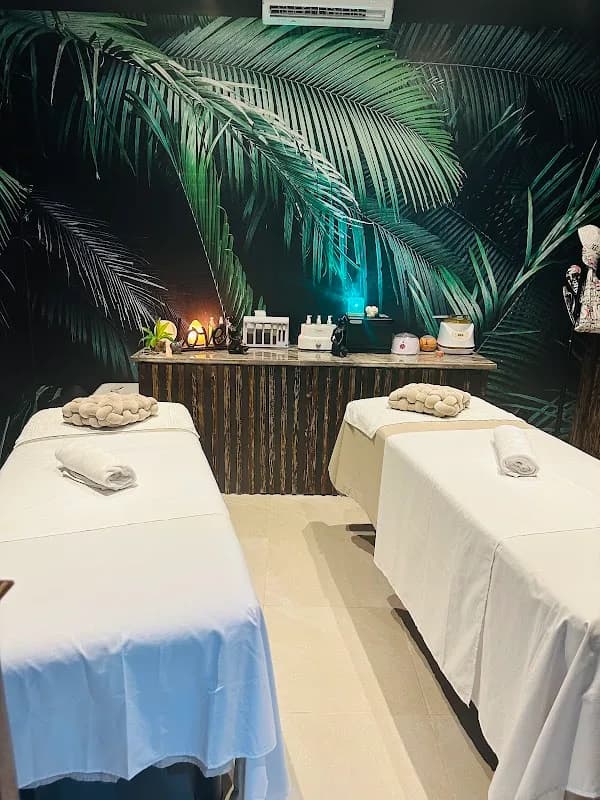 La Boutique Beauty Spa in Shaka's Rock