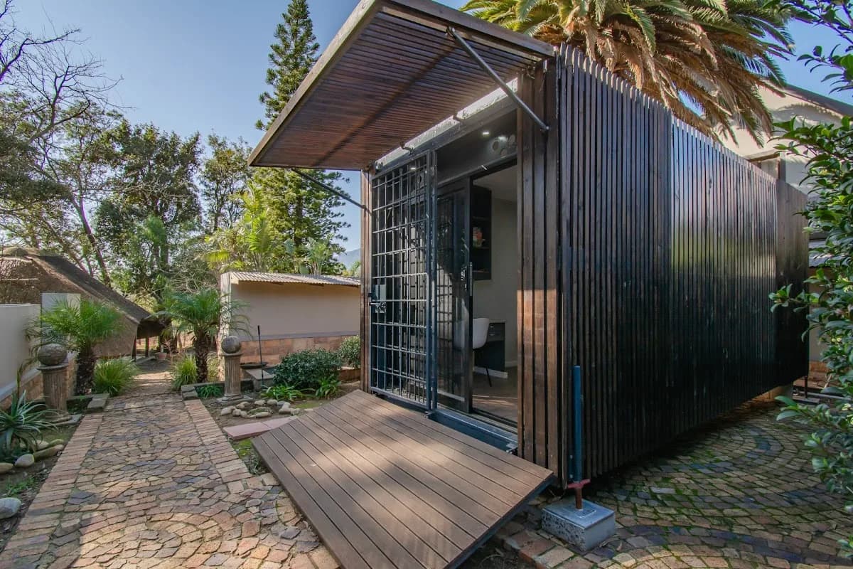 Kana Guest Farm - Ideal for Groups in Kayamandi