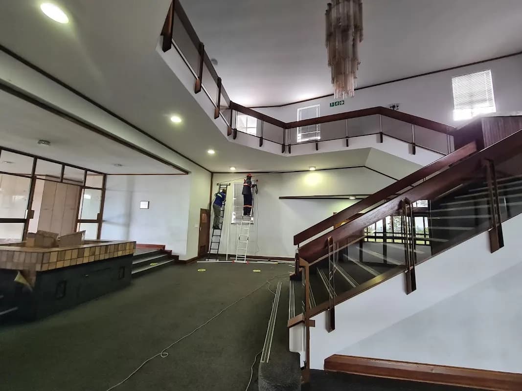 Santos Computers/ TECHVISION in Southernwood