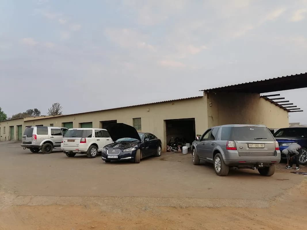 NATHI MOBILE AUTO SERVICE AND REPAIRS in eMalahleni CBD