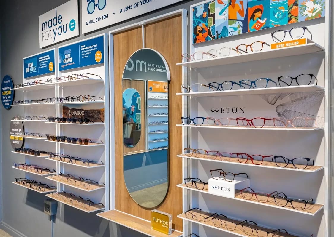 Neovision Optometrist Walker Drive in Humewood