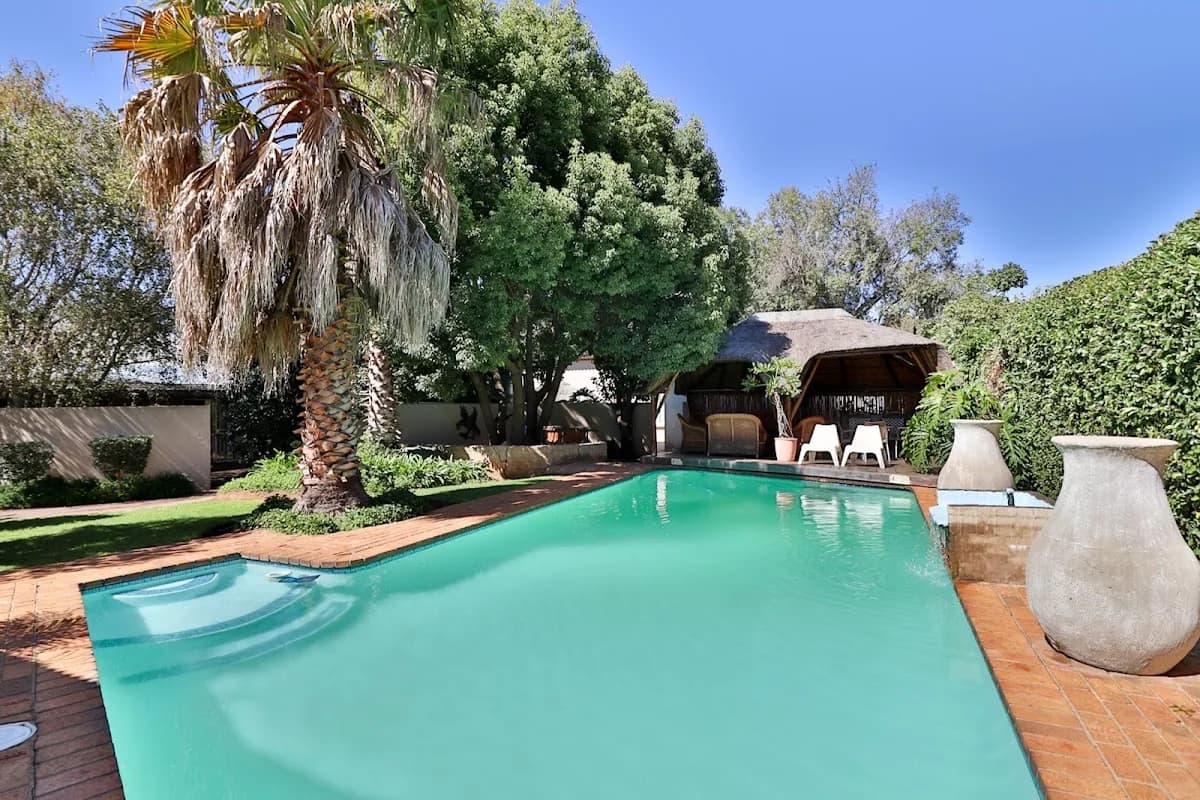 Fin and Feather Guest Lodge in East Rand Mall
