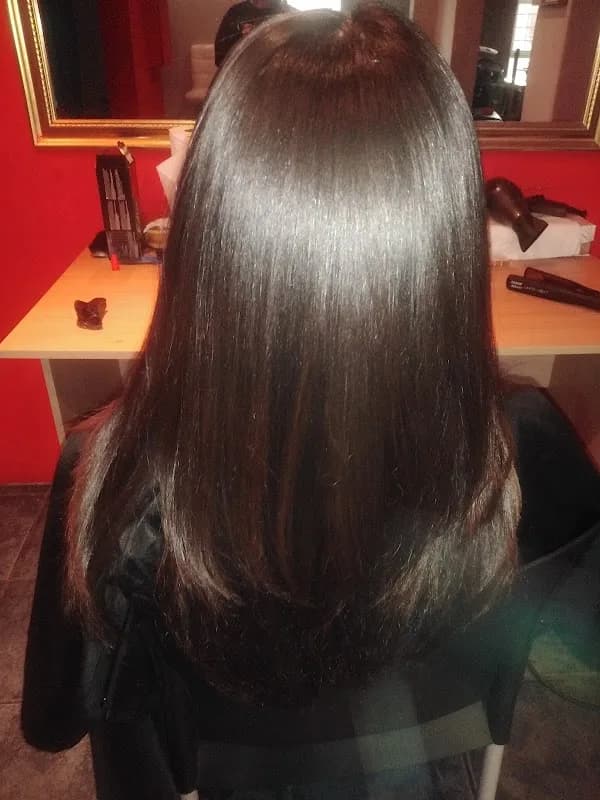 Thessy's Beauty Salon in Boland Park
