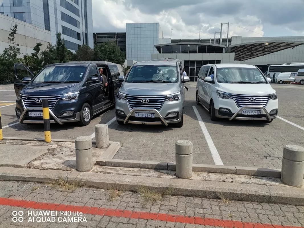 Premiere Etoile Shuttle Service in Centurion
