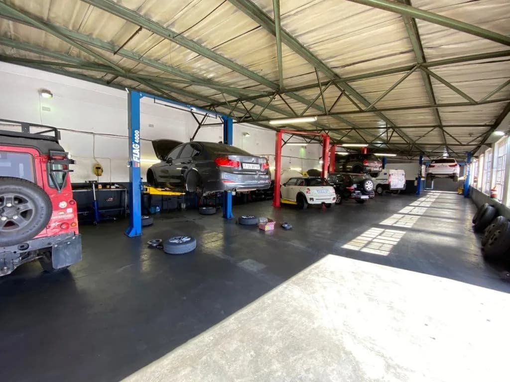 Bosch Car Service Northway Electrauto in Hyde Park