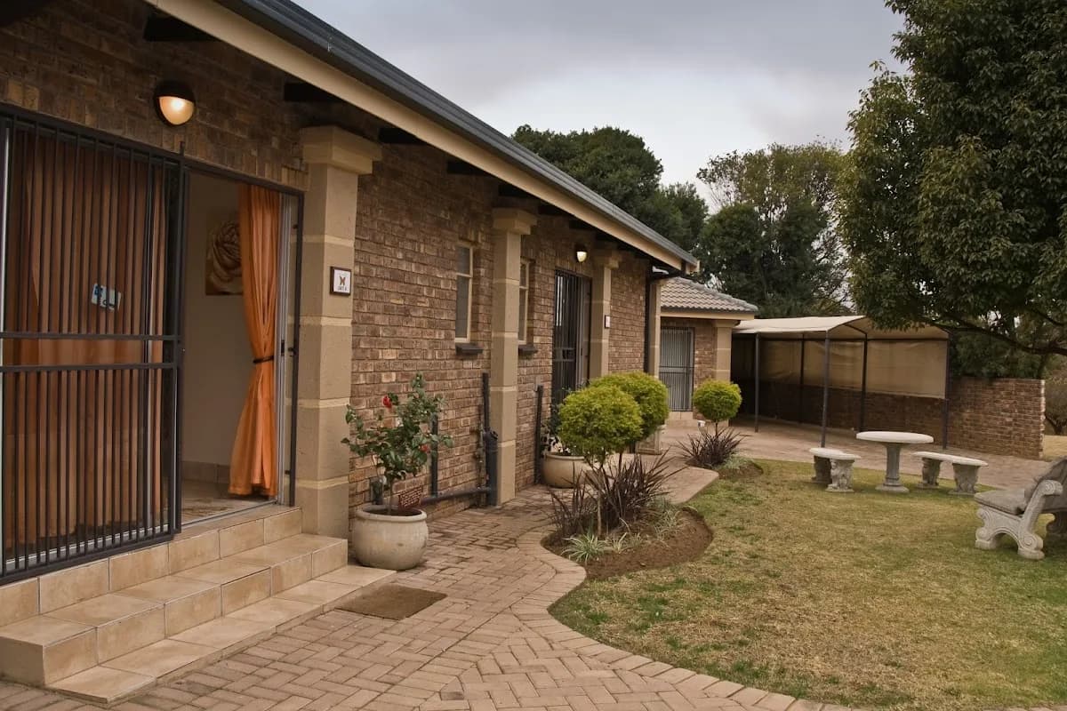 Pillars Accommodation in Clubview