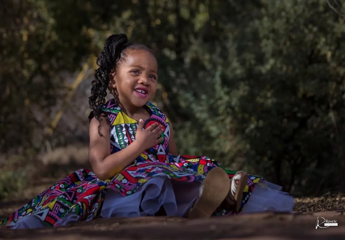 Ravele Nthulane Photography Studio in Elsburg