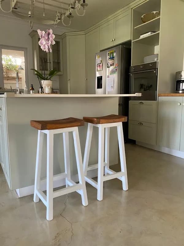 Refined Spaces in Parow