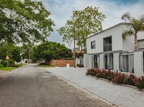 Silver Guest Studio in Heatherlands