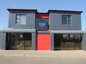 Junior Nkuli's Rooms Apartment to Rent in Orlando