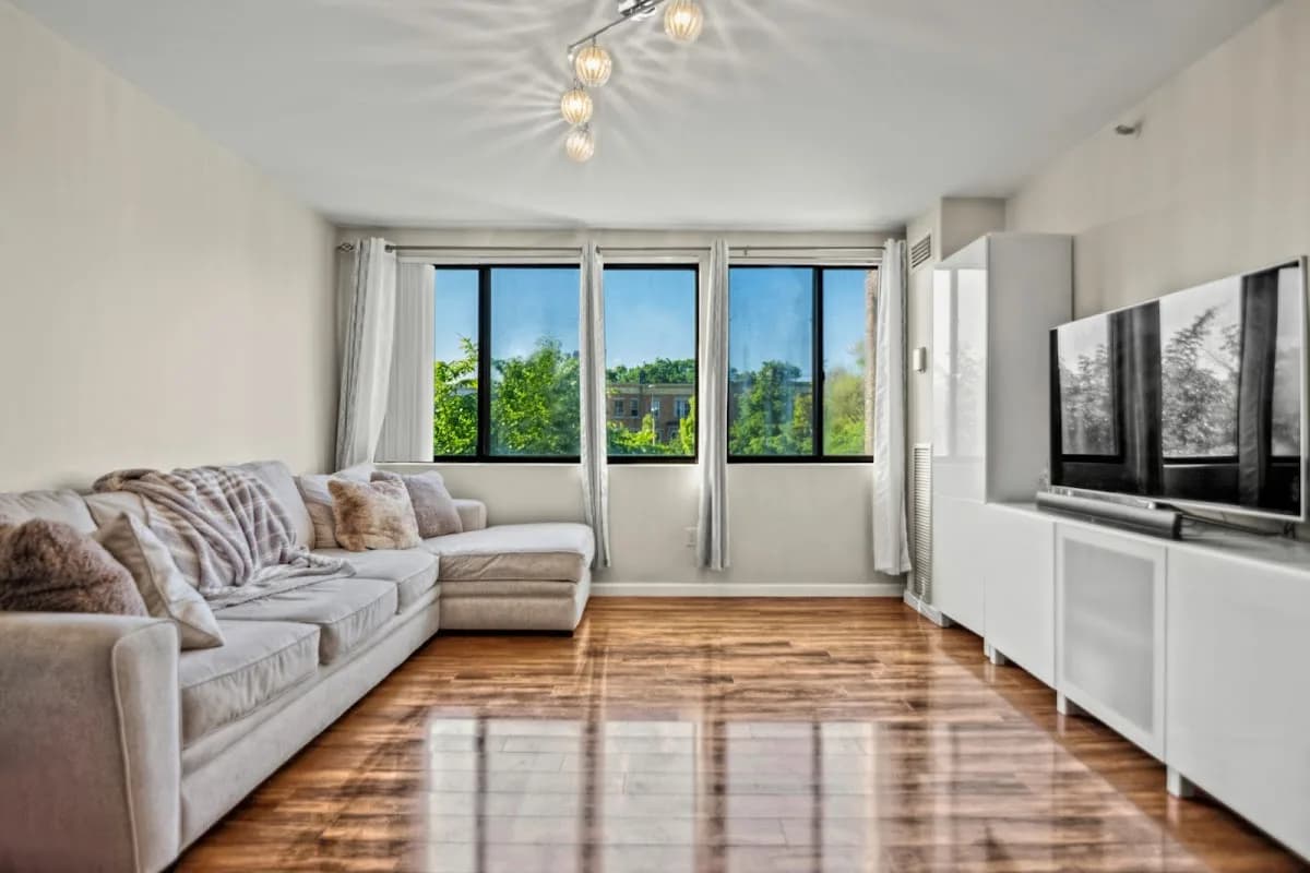 Mike Urban, Boston Real Estate in Back Bay / Beacon Hill