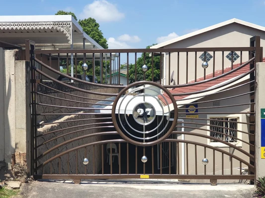 LOGANSONS STAINLESS STEEL & MILD STEEL SPECIALISTS in Umlazi