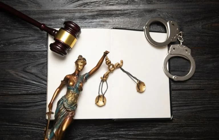 Advocate Trietsch in Ncambedlana