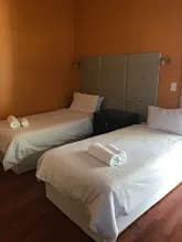 Crescent Moon Guest House (Pty) Ltd - Blakeway in Ncambedlana
