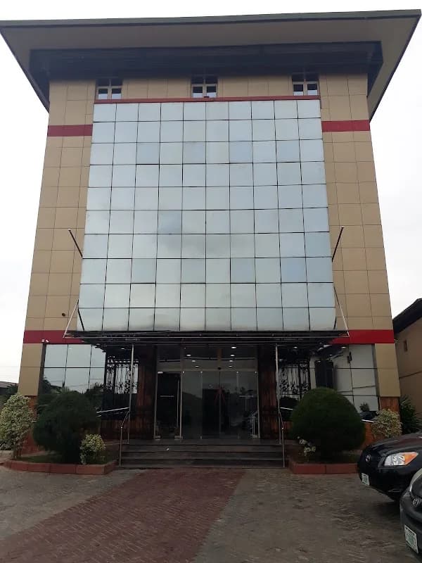 Clinix Healthcare in Apapa