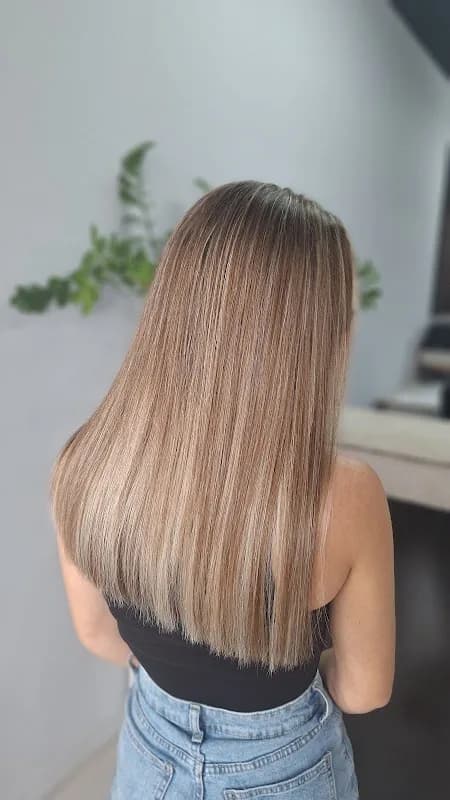 Hair Quarters 101 in Meerensee