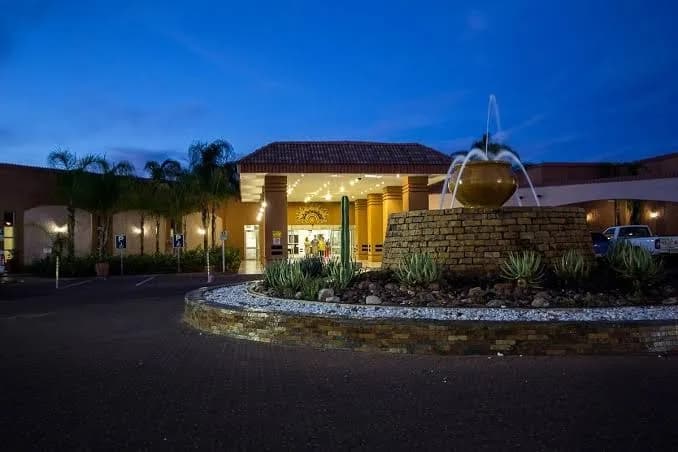 Desert Palace Hotel & Casino Resort in Industrial Area