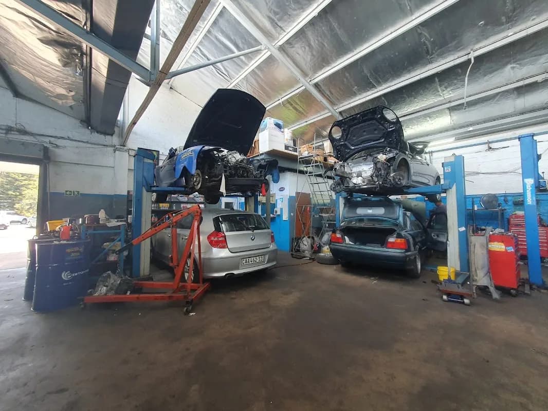 Brilliant Mechanical Workshop in Claremont