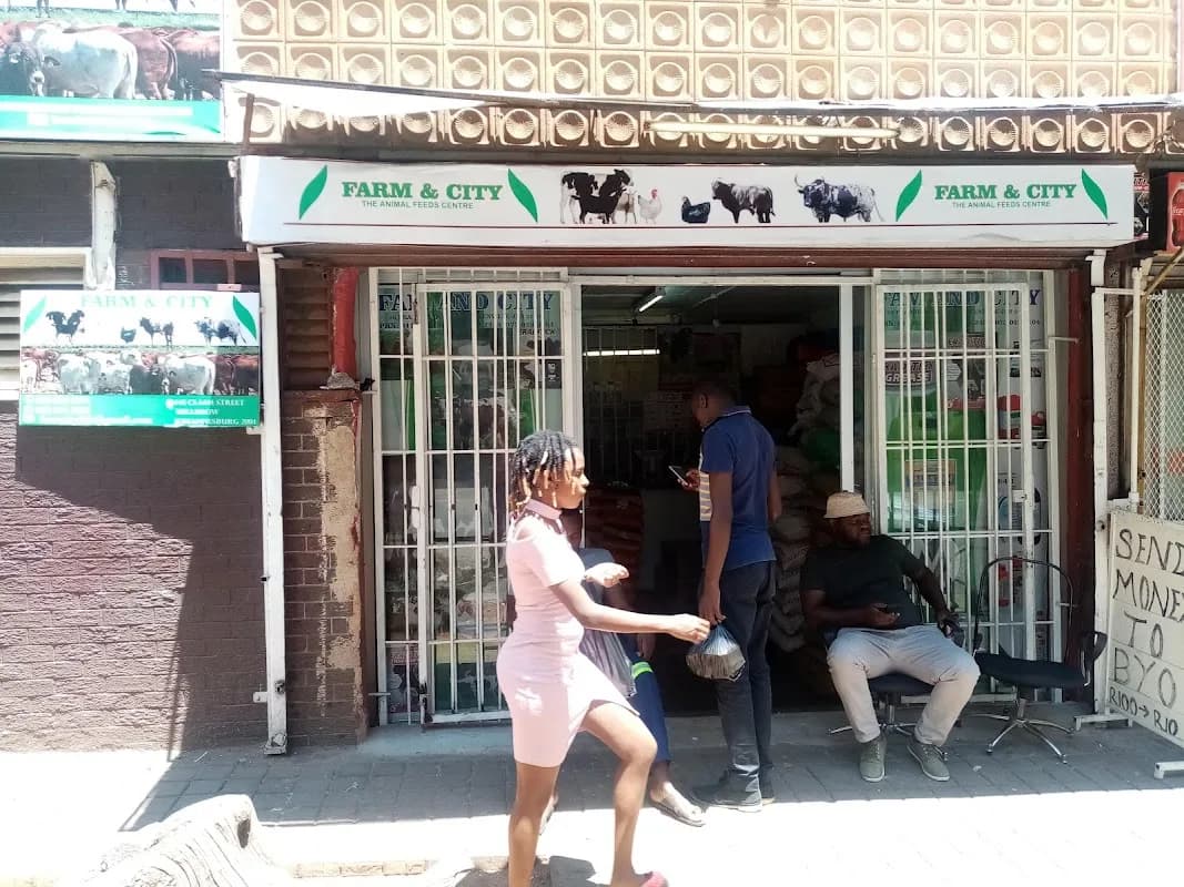 Farm & City Feeds Johannesburg in Braamfontein