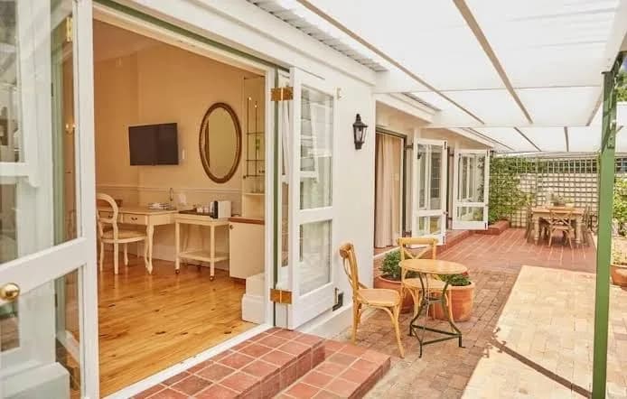 Villa Puccini Cape Town in Claremont