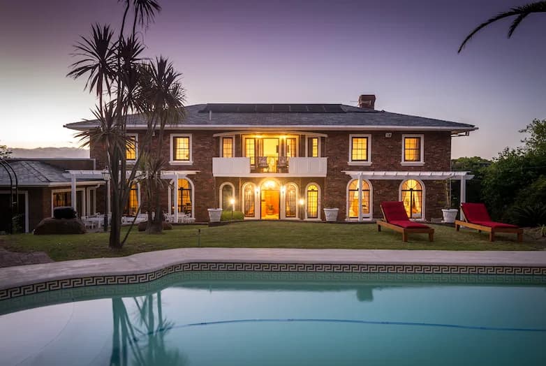 Boutique Villa Guesthouse in Somerset West CBD