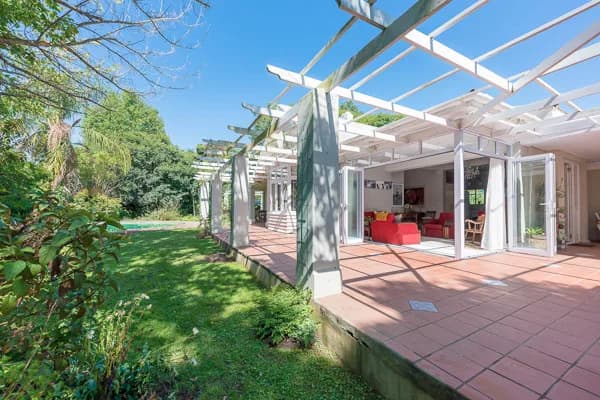SARAH's PLACE in George and Stilbaai in George CBD