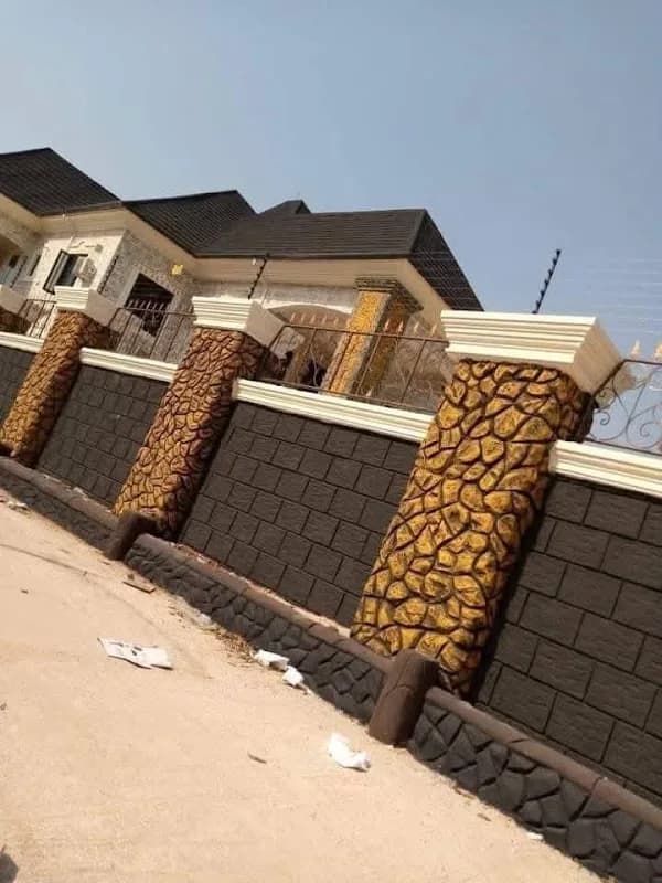 SOFT-BRUSH PAINT WORLD in Gwagwalada