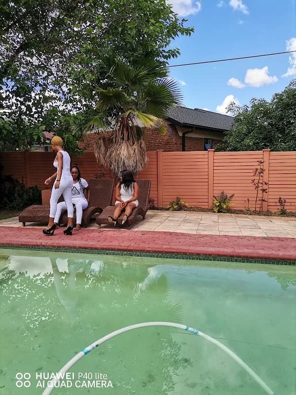 Reconnect Day Spa in Flora Park
