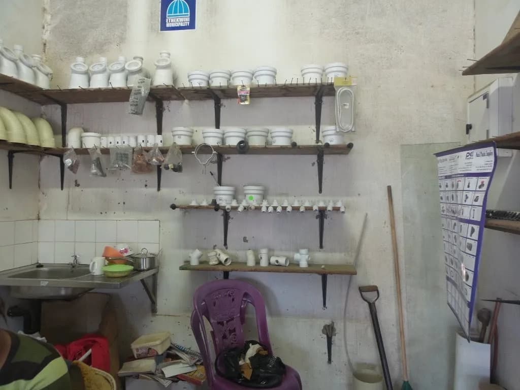Mayibuseke Hardware in Umlazi