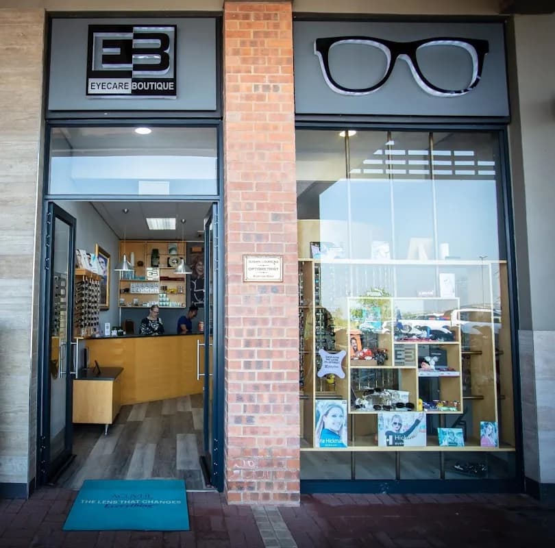 San Lourens Eyecare Boutique in White River