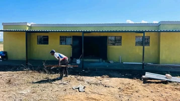 Proud building construction ๐งฑ ๐จ ๐ช in Pimville