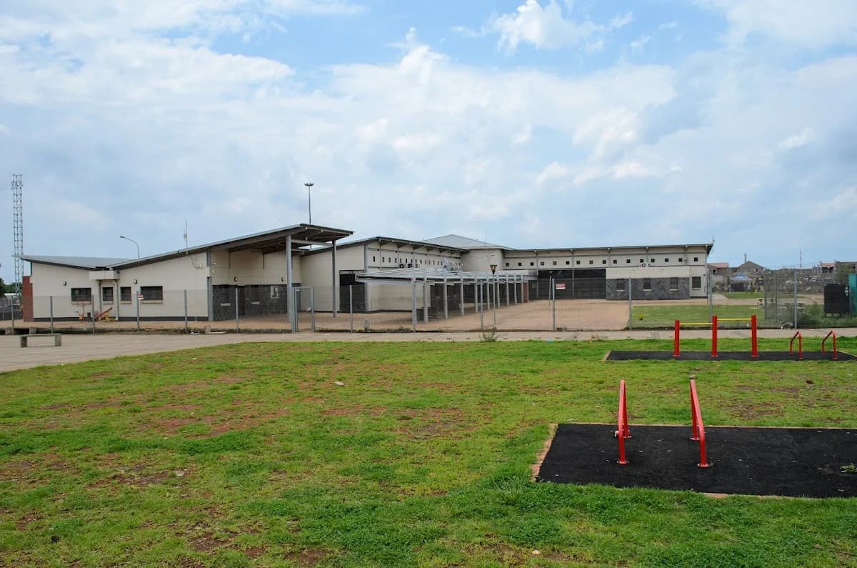 Ekurhuleni Metropolitan Municipality Pay Point in Tembisa CBD