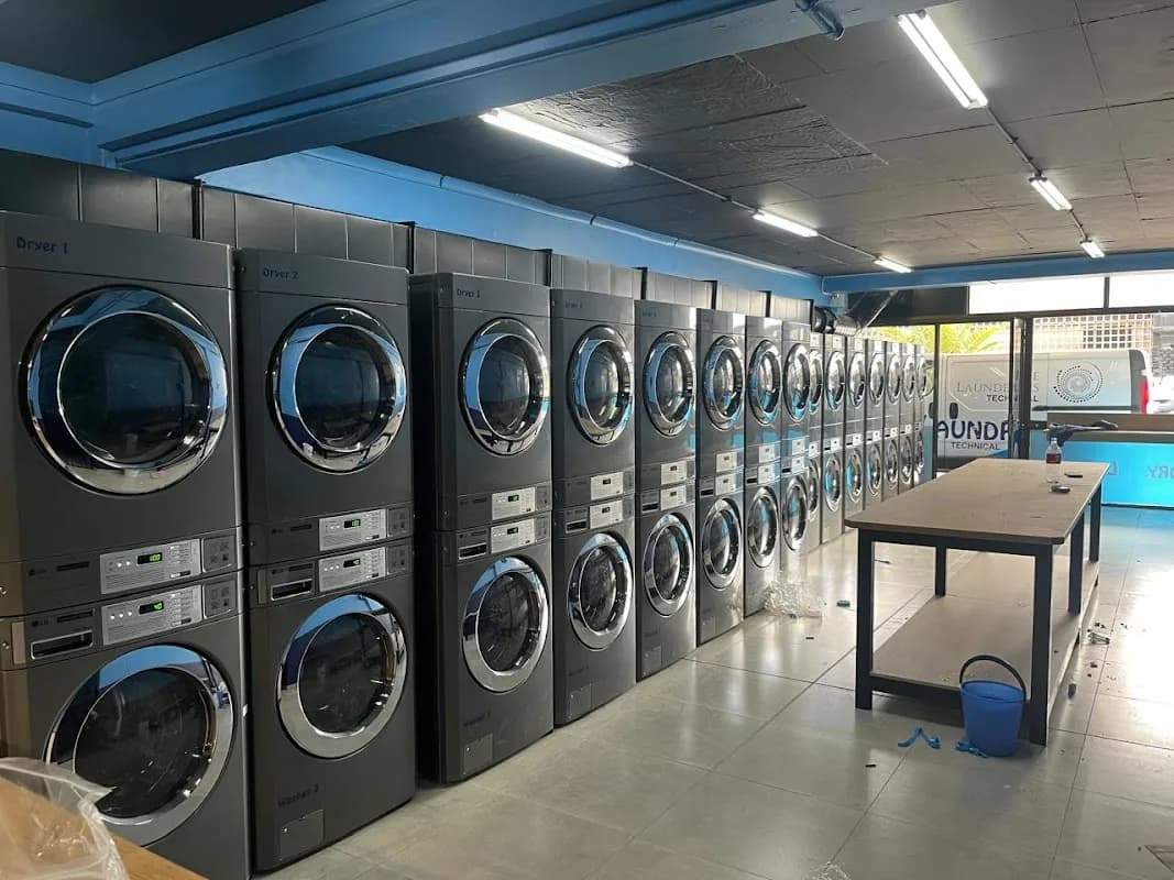24 Hour Laundry Sea Point in Sea Point