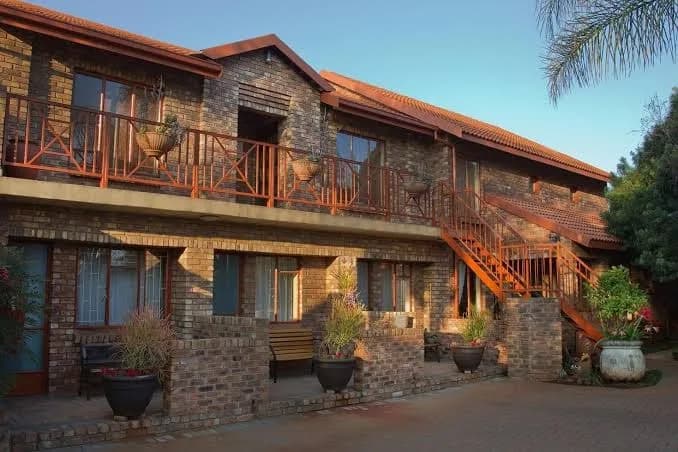 Ngena Guest House I Bed & Breakfast @ Accommodation in Wierda Park