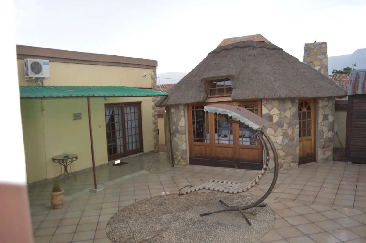 Kamohelong Guest House in Phuthaditjhaba CBD