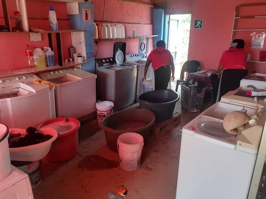 TWISTER ROLLS LAUNDRY SERVICES in Klerksdorp CBD