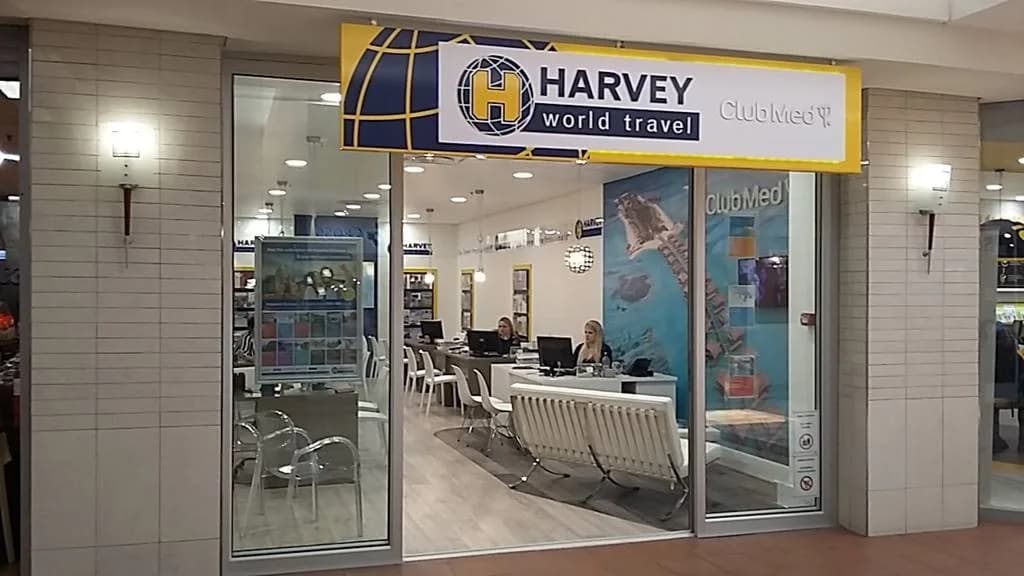 XL Blue Planet Somerset West in Strand