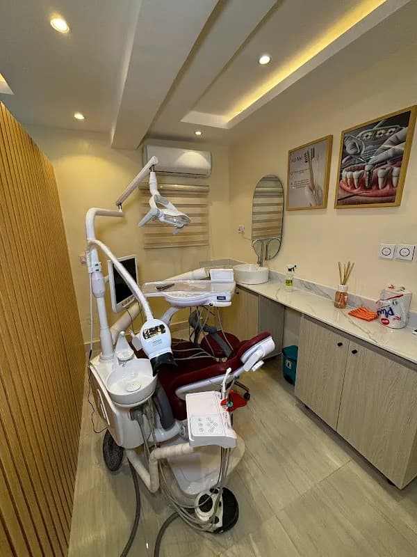 Smile luxe dental clinic in Ilupeju