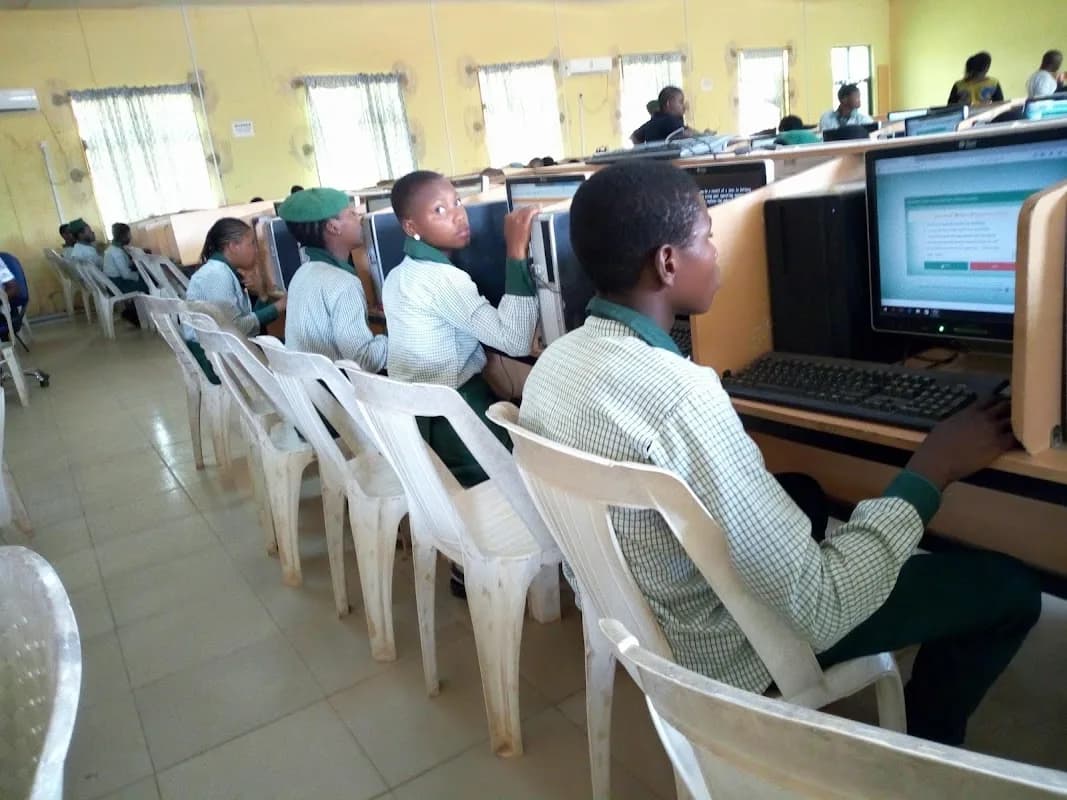 Government Secondary School, Apo in Apo