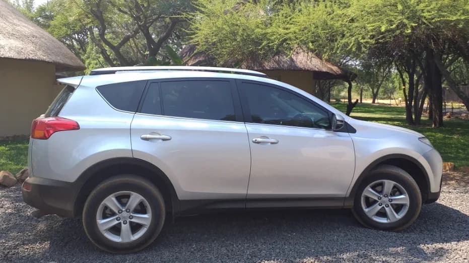 Reliable Shuttles and Transfers in Dobsonville