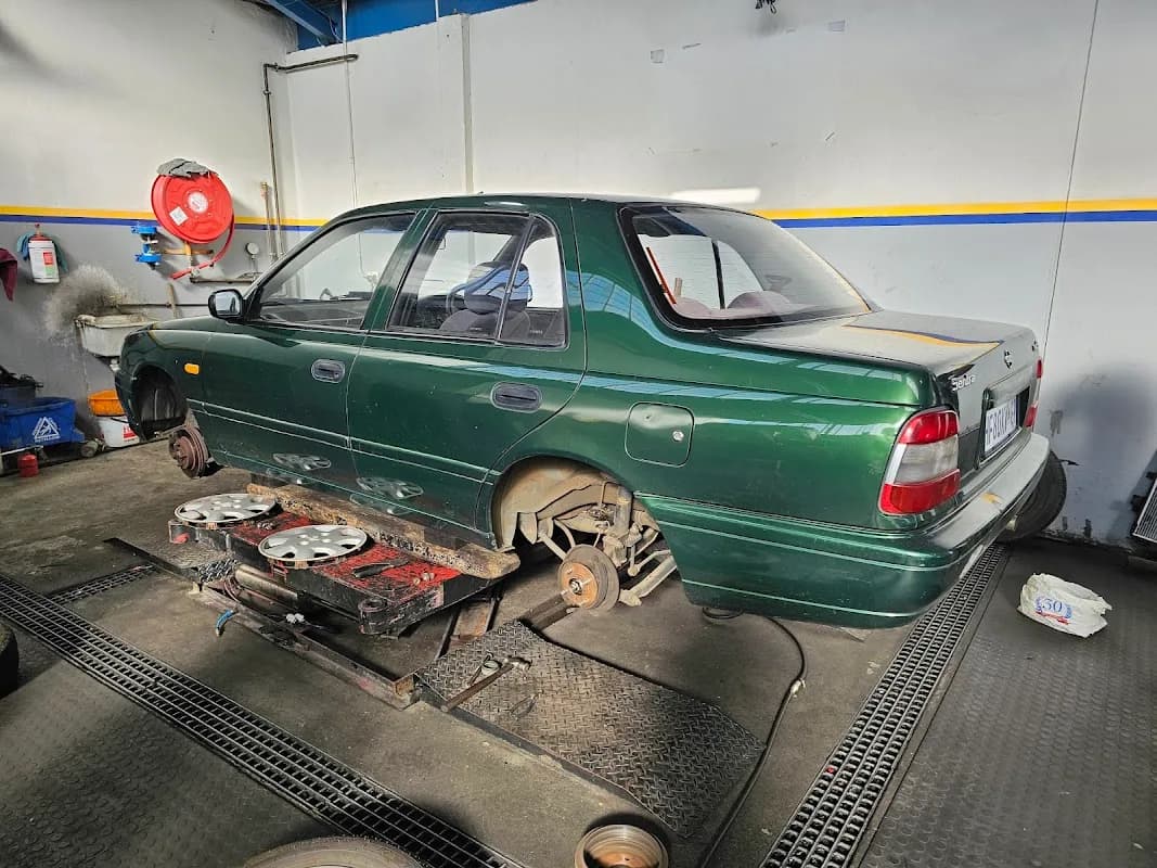 Luk Auto Repair Services in Claremont