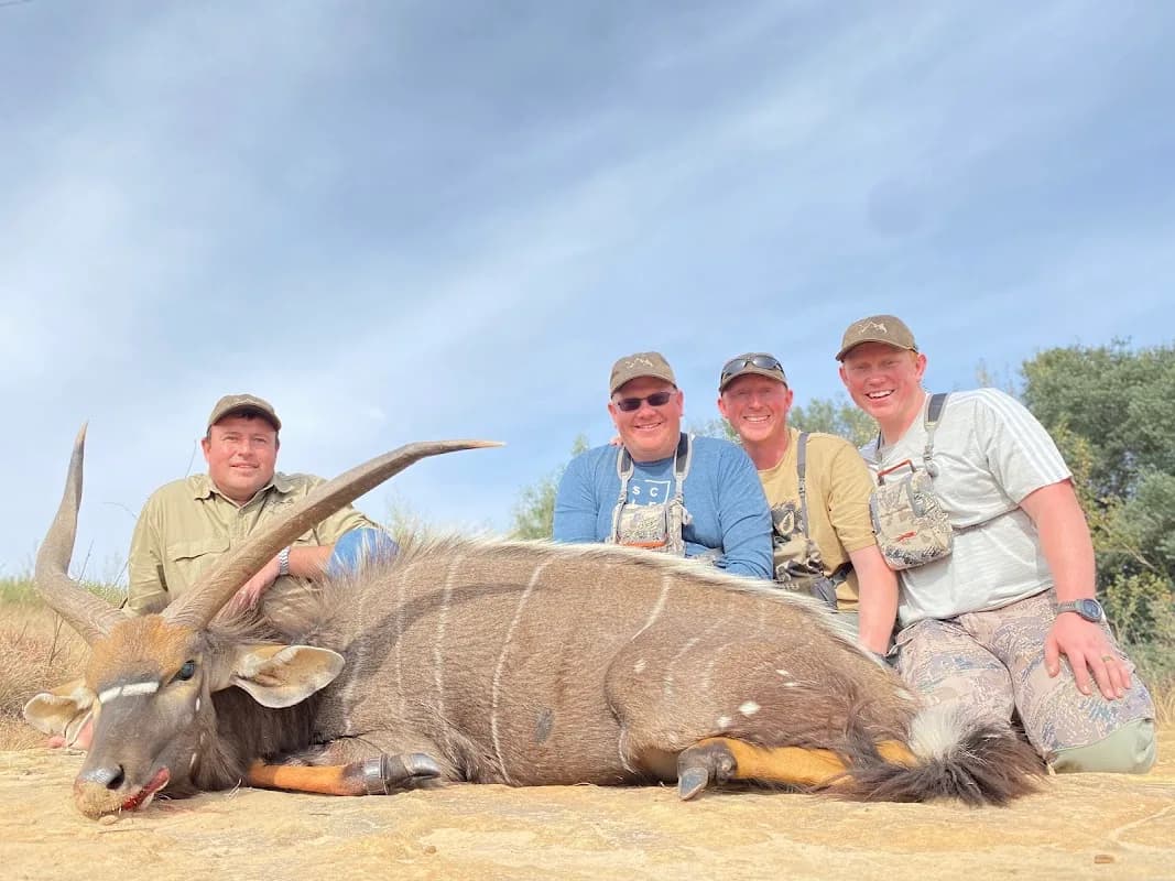Boela Bekker Safaris in Meerensee