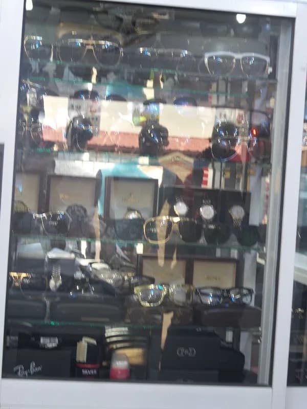 Maxwell Enterprises in Ketu