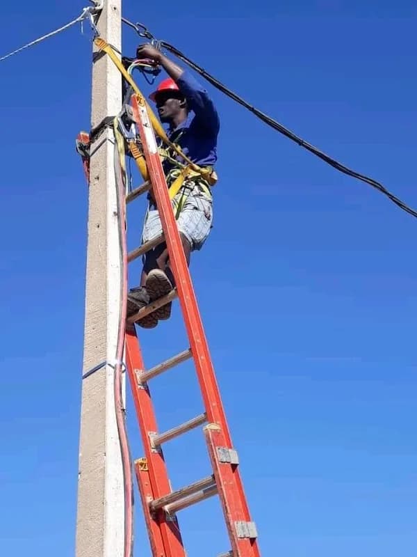 Loveness Plumbing & Electrical Solutions in Flora Park