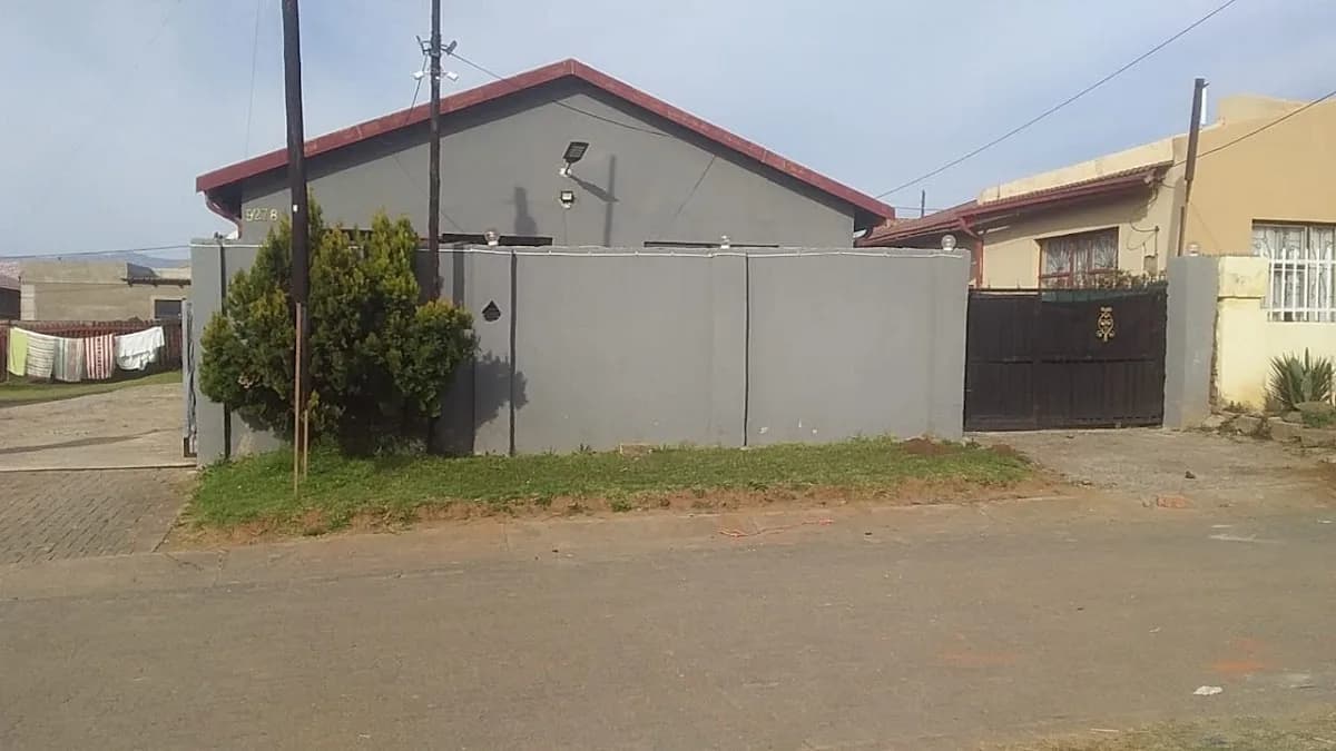 Nafi Guesthouse in Phuthaditjhaba CBD
