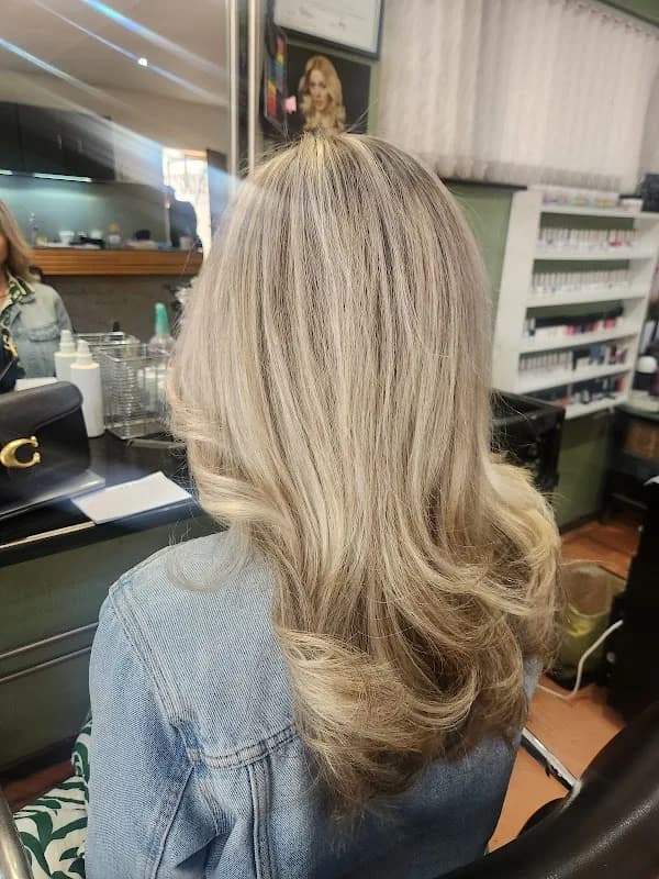 Hair & Beauty on 14th in Northcliff