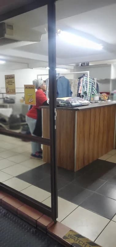 Dry Cleaner Krugersdorp West in Krugersdorp CBD