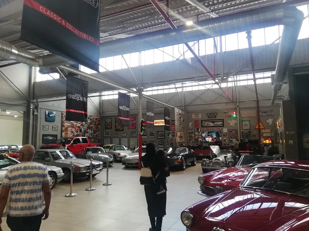 Moto Village Constantiaberg in Tokai