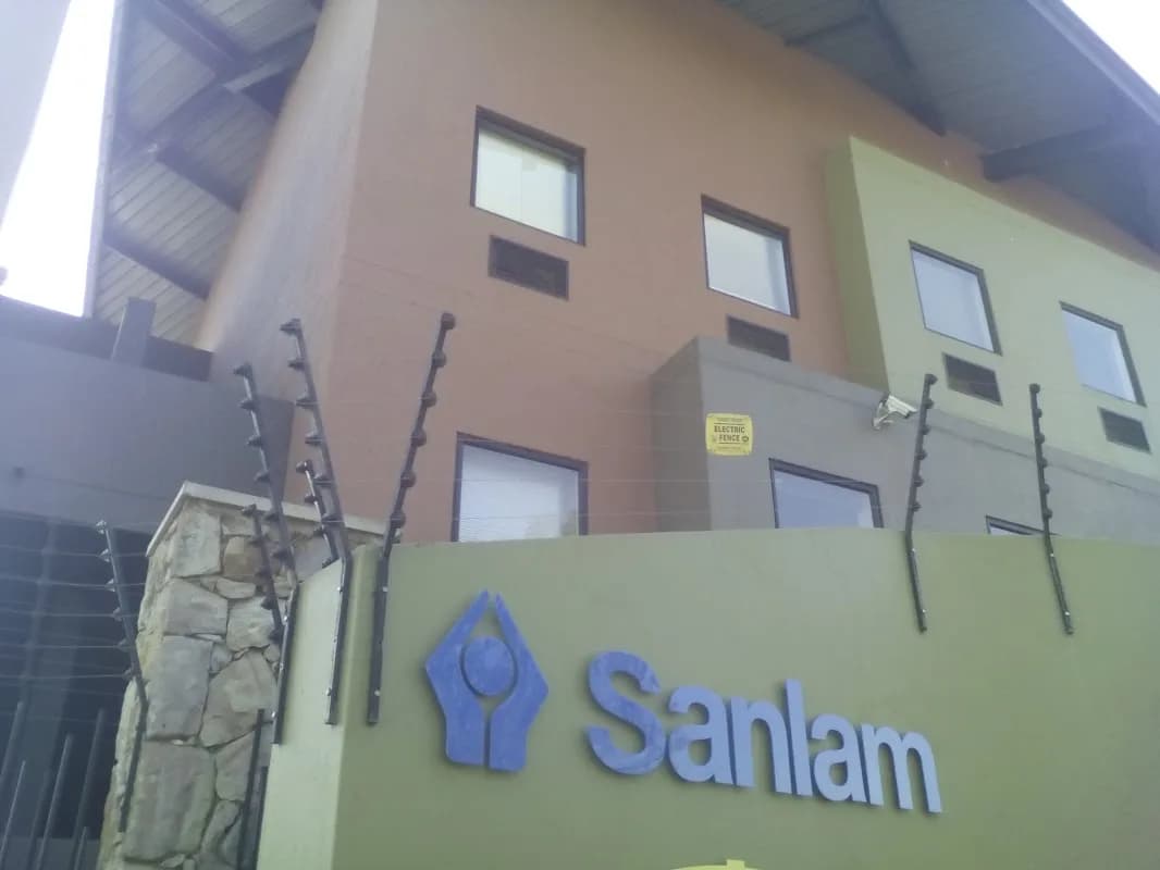 Sanlam in East Rand Mall