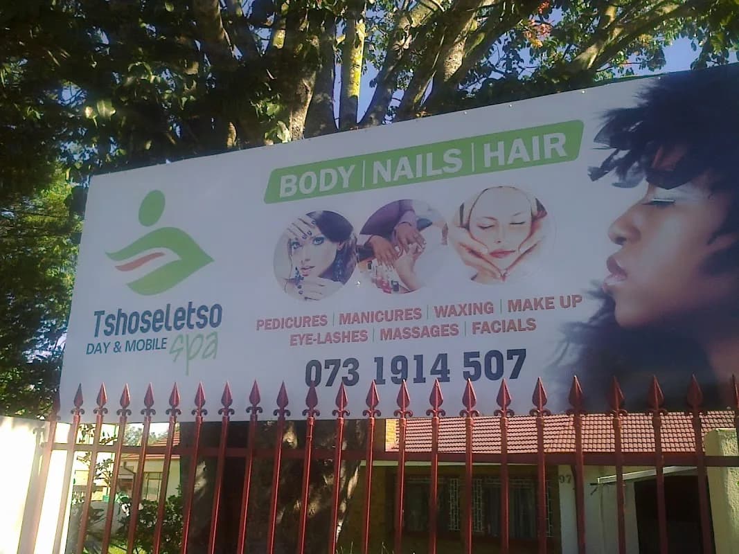 Tshoseletso day and mobile spa in Bendor